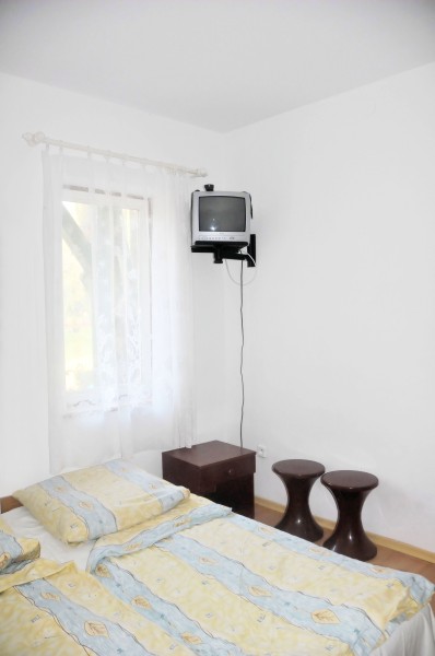 O�rodek Kolonijny PIONIER - pawilon kolonijny - przyk�adowy pok�j