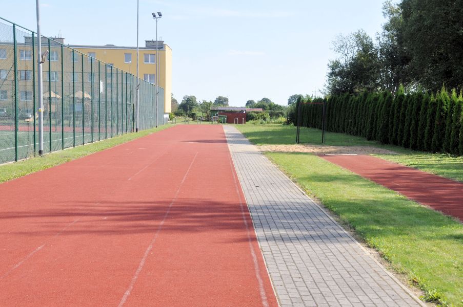 Baza Kolonijna BOSMAN III - biena LA i skocznia w dal