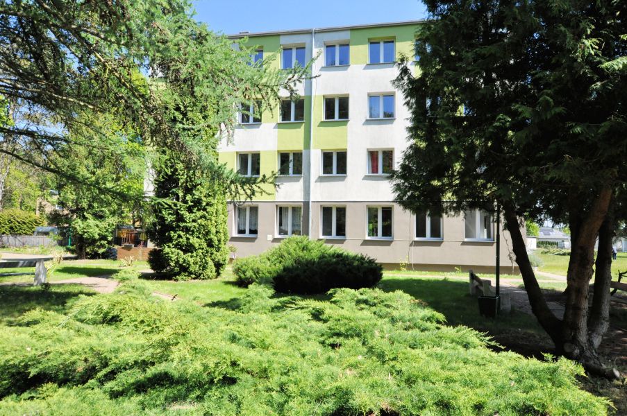 OW STA - budynek - widok od strony terenw rekreacyjnych