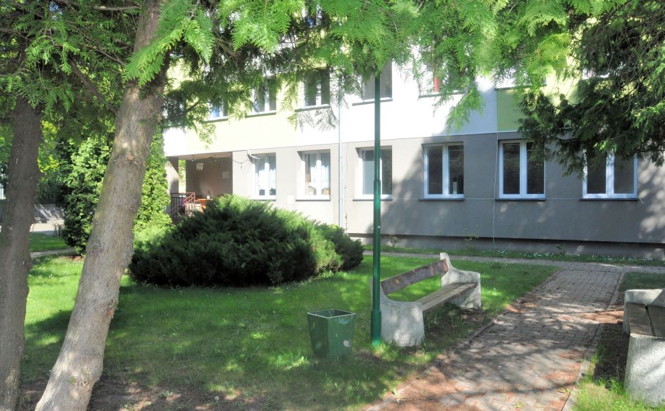 OW STA - budynek - widok od strony terenw rekreacyjnych