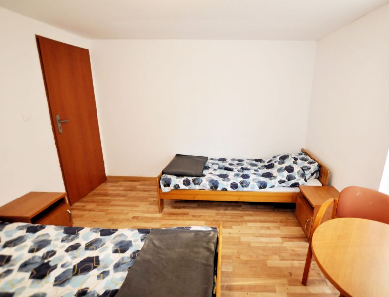 OW STA� - domki campingowe - przyk�adowy pok�j