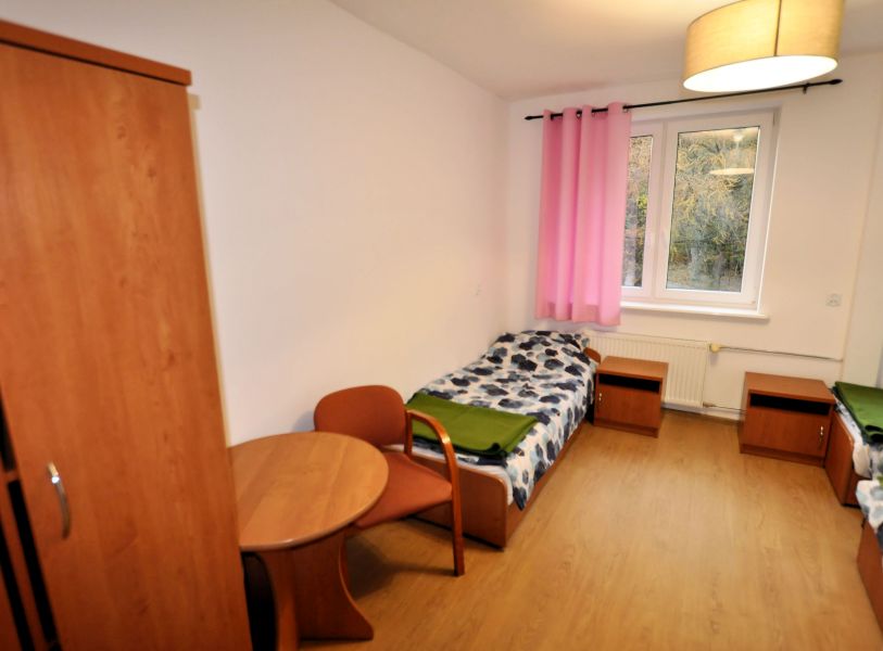 OW STA� - budynek - przyk�adowy pok�j